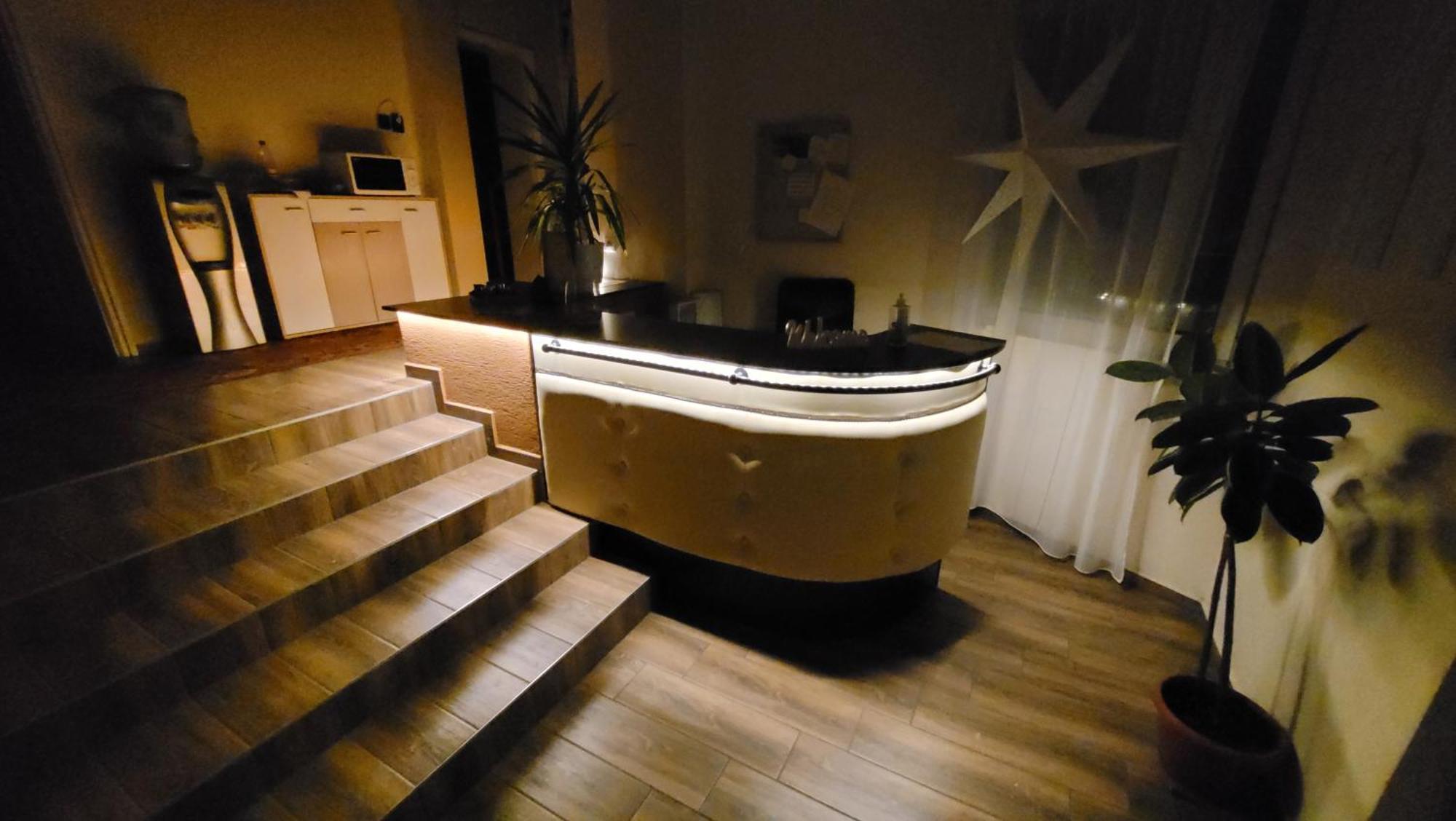 Megyehaz Apartman Makó Exteriér fotografie