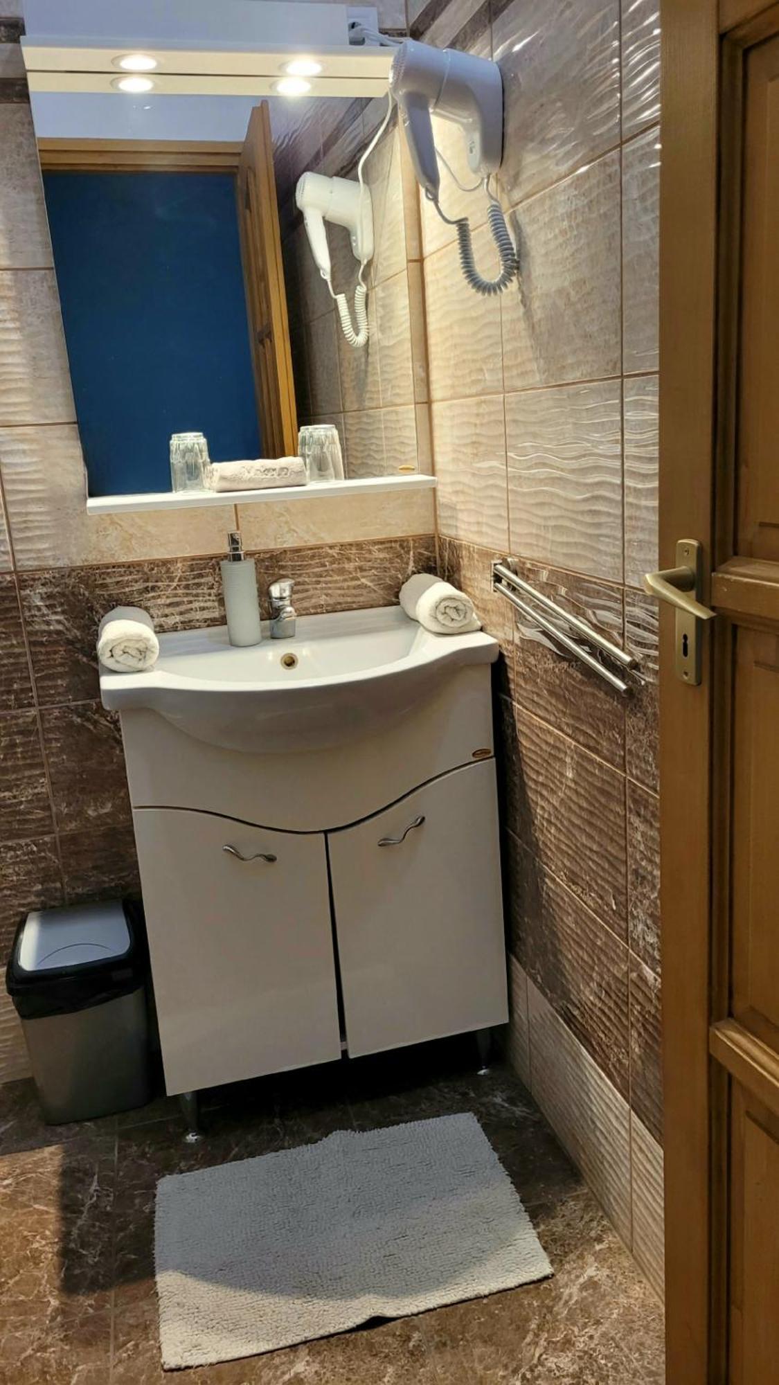 Megyehaz Apartman Makó Exteriér fotografie